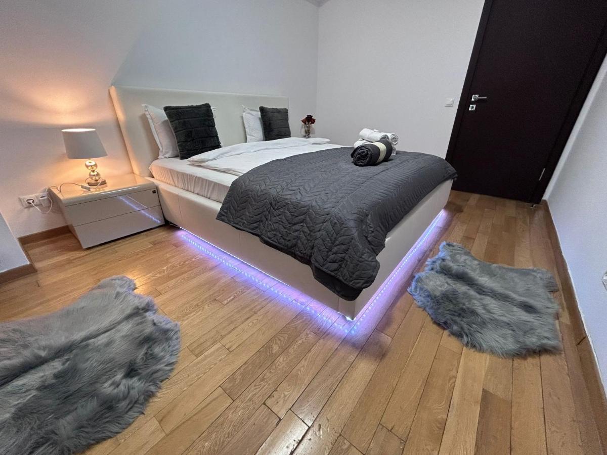 365 Apartments 布加勒斯特 外观 照片